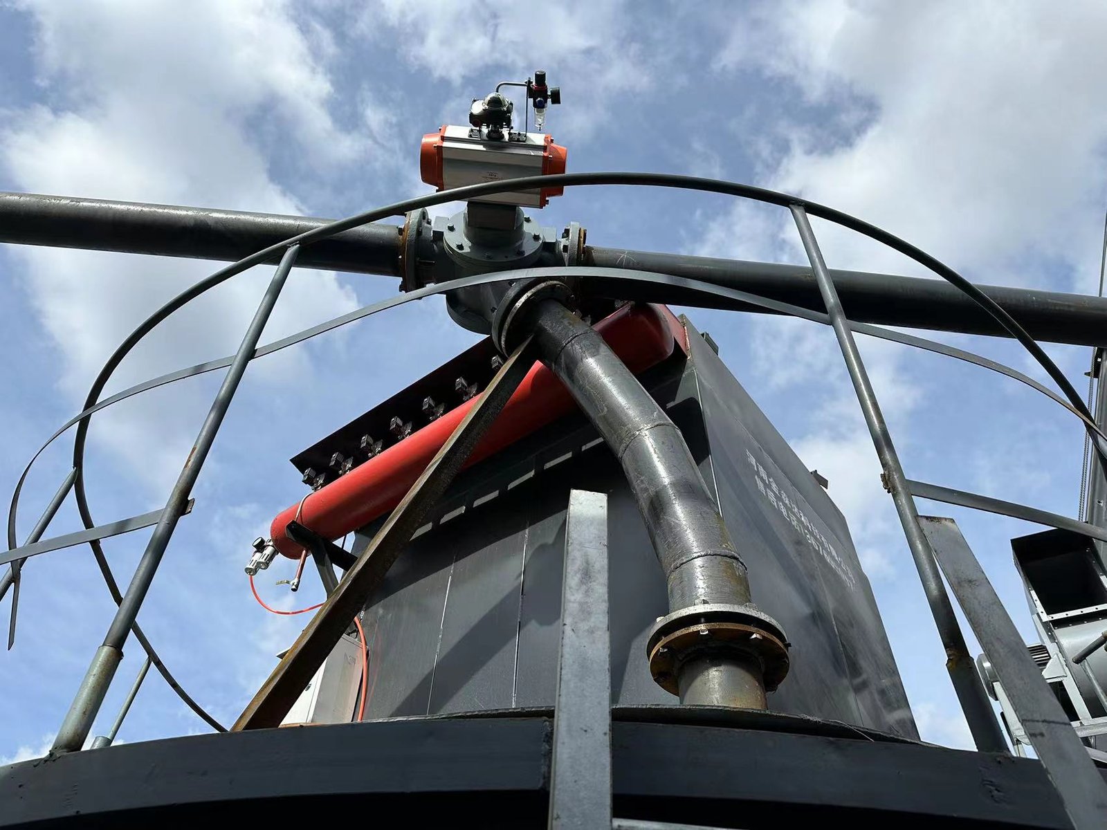 Pneumaconvey Transformed a Chemical Giant's Pneumatic Conveying System